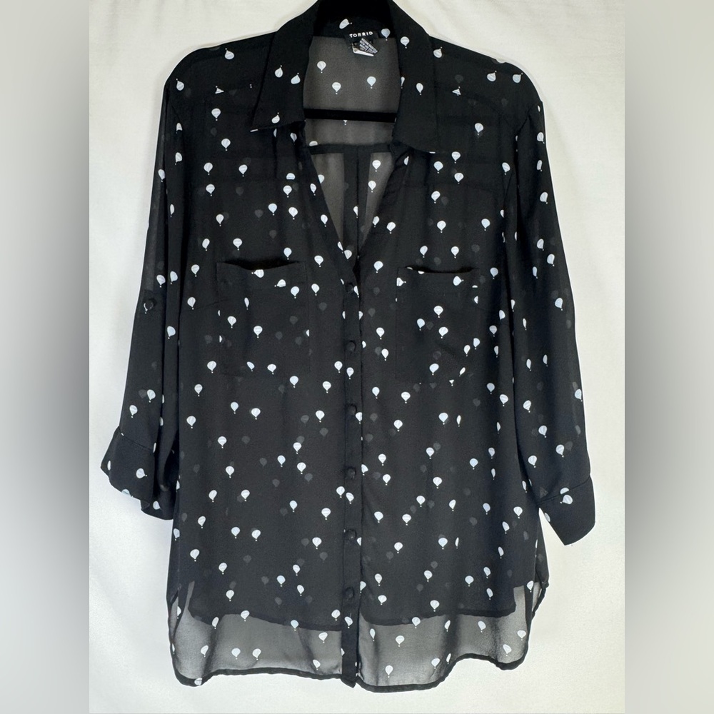 Torrid Sheer Blouse - Balloon Pattern - 1X